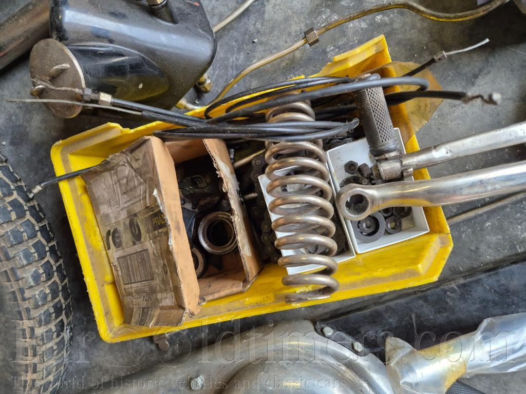 Radco 500 cc OHV 1928 in parts