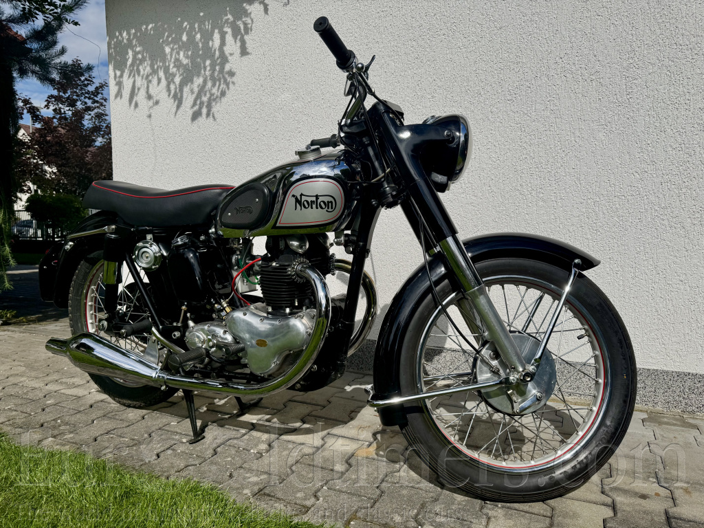 Norton Dominator