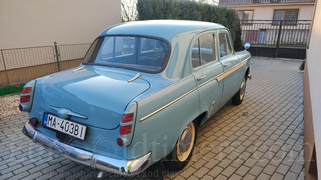 Moskvič 403