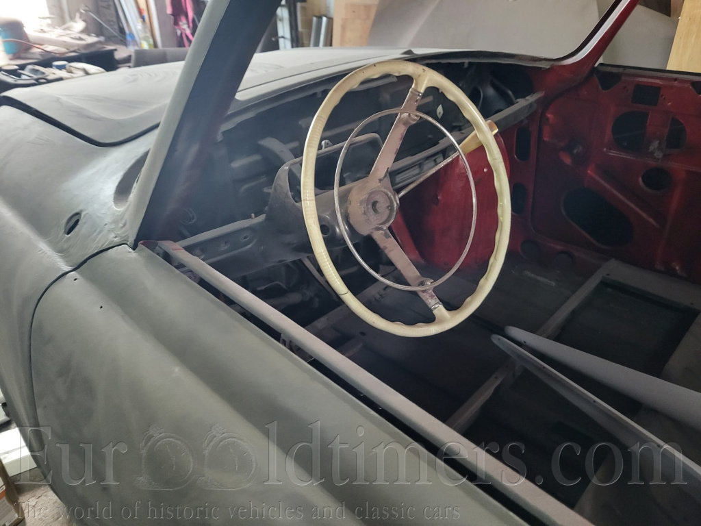 TATRA 603