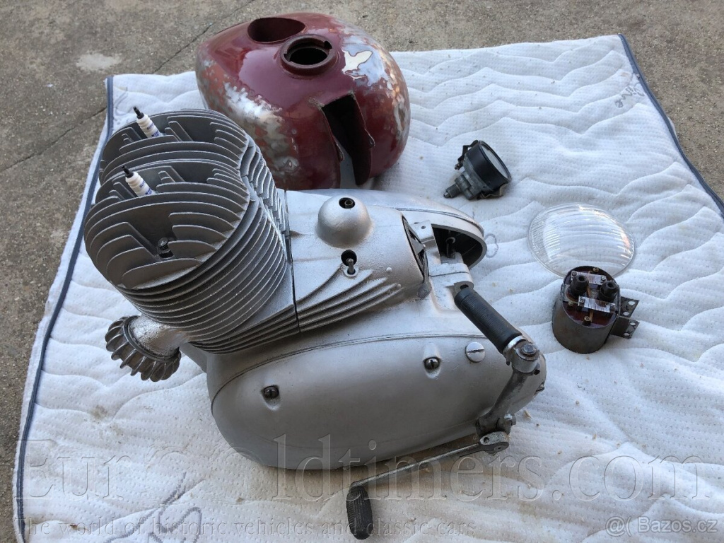 Jawa 250 Pérák FJ (1947) TP + sada Ogar