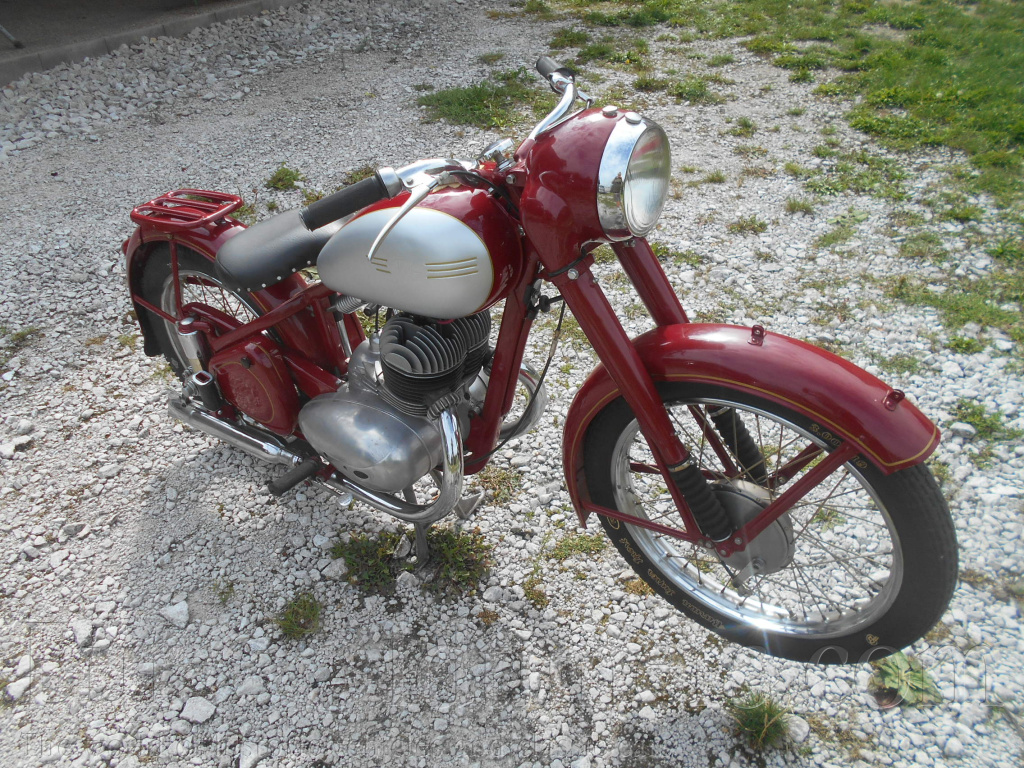 Jawa 350/18 pérák s TP a SPZ