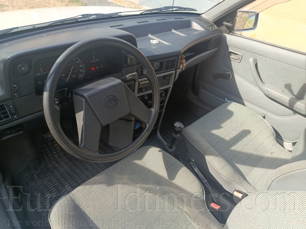 Opel Kadett E 1.6 D /testace HV/