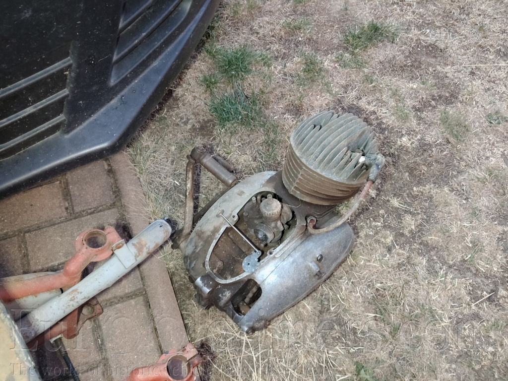 ČZ 150 C