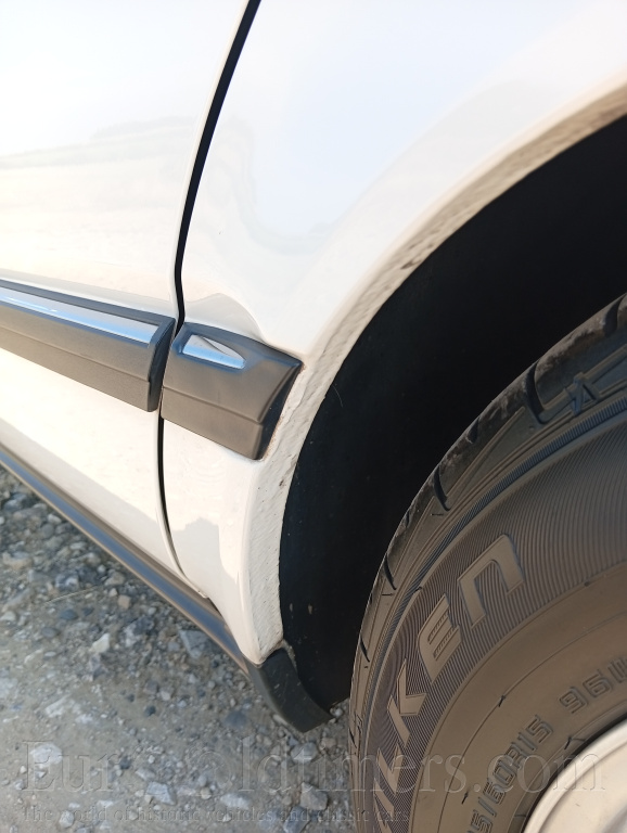 BMW e32 730i
