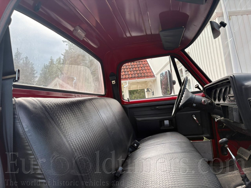 Dodge ram 450, najeto 14 000, 4x4, 6 kol