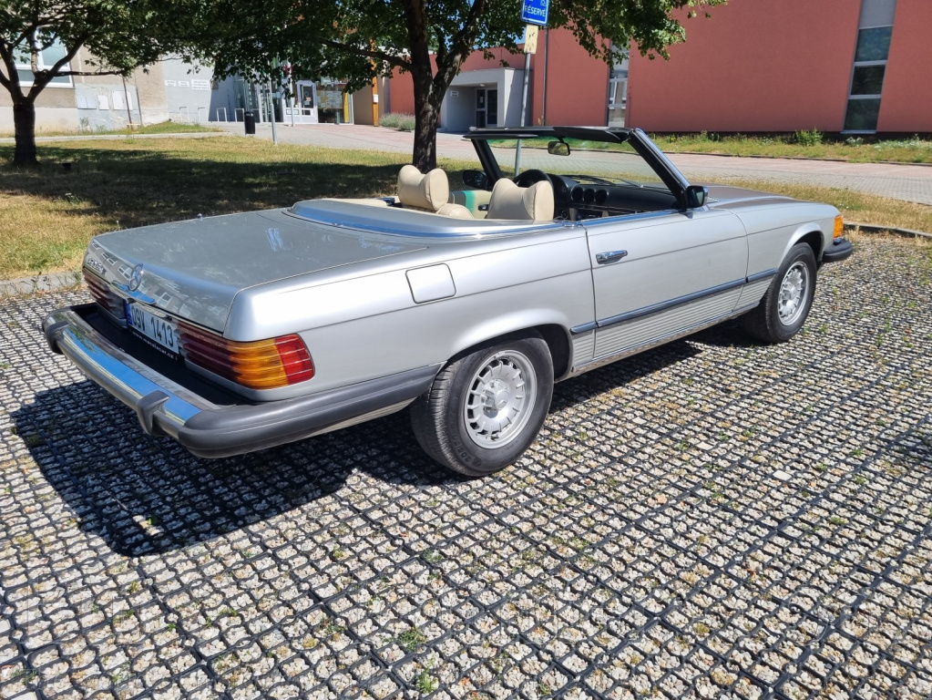 Mercedes-Benz 450 SL