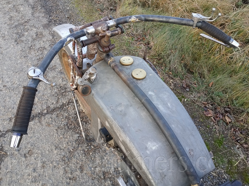 BSA 770 Model E27 Light