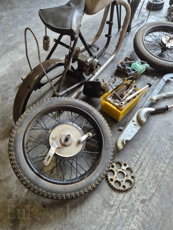Radco 500 cc OHV 1928 in parts