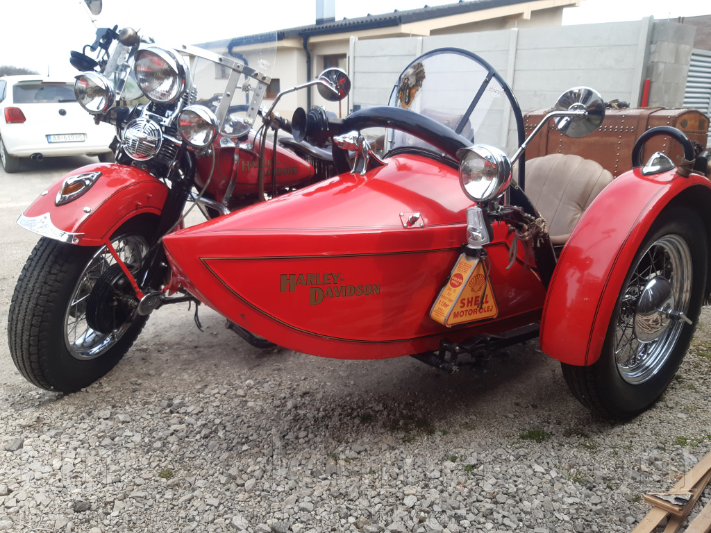 Harley Davidson+ sidecar WLC 750c