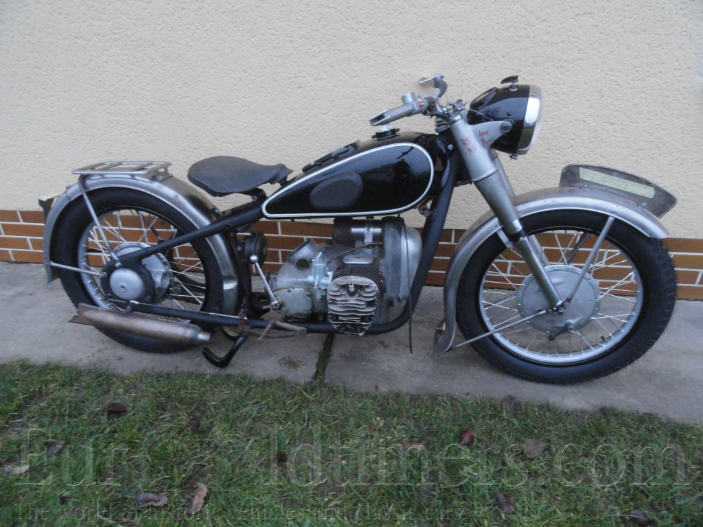 BMW R6, rok 1937, vyrobeno jen 1850kusů 