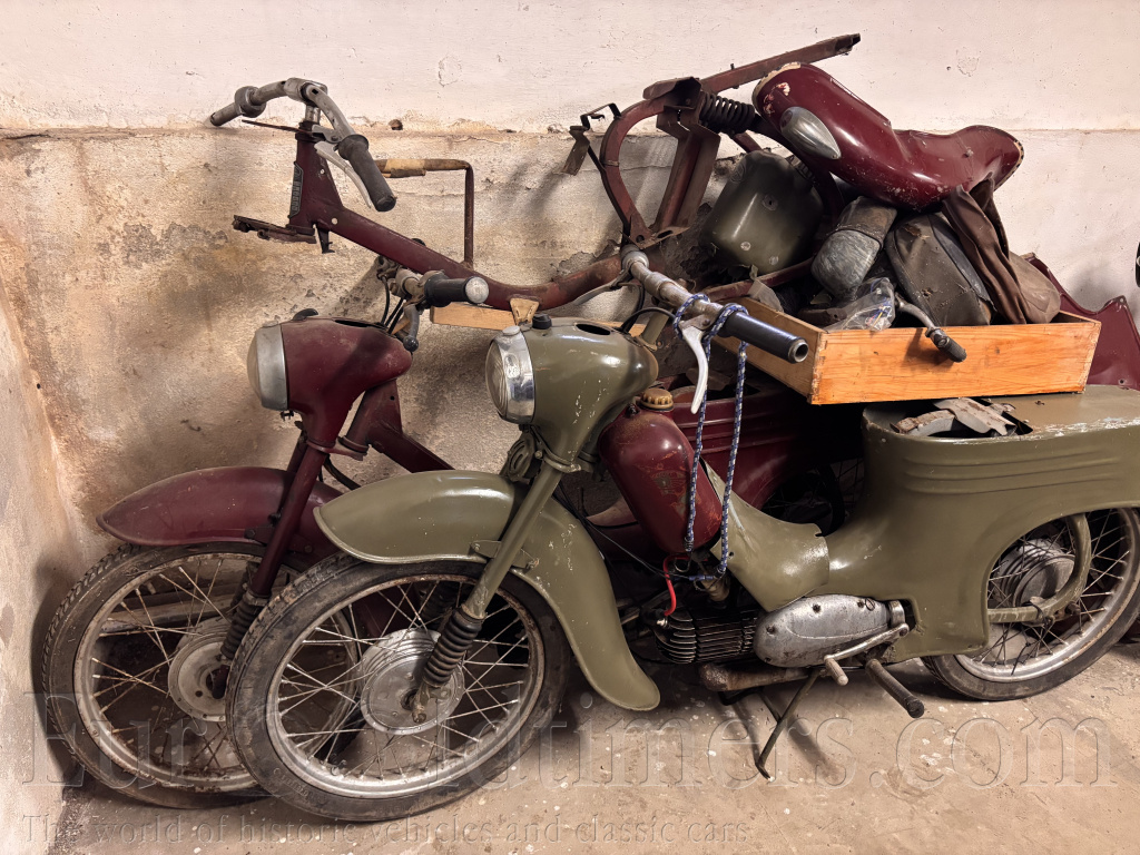 Jawa 555, Jawa Mustang