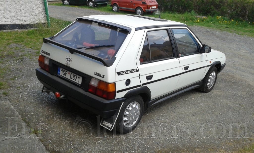 Škoda Favorit 135 LS Youngtimer