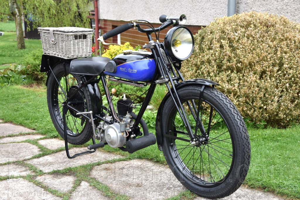 Monet Goyon Villiers ZA 147