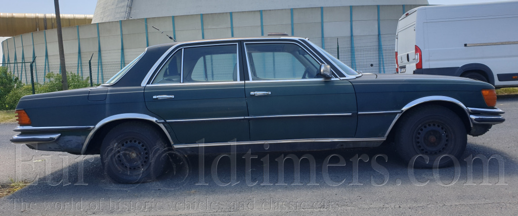 Mercedes-Benz 280SE W116 Zelená