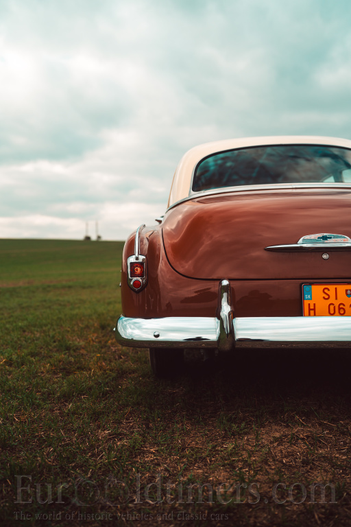 Chevrolet Deluxe 1952