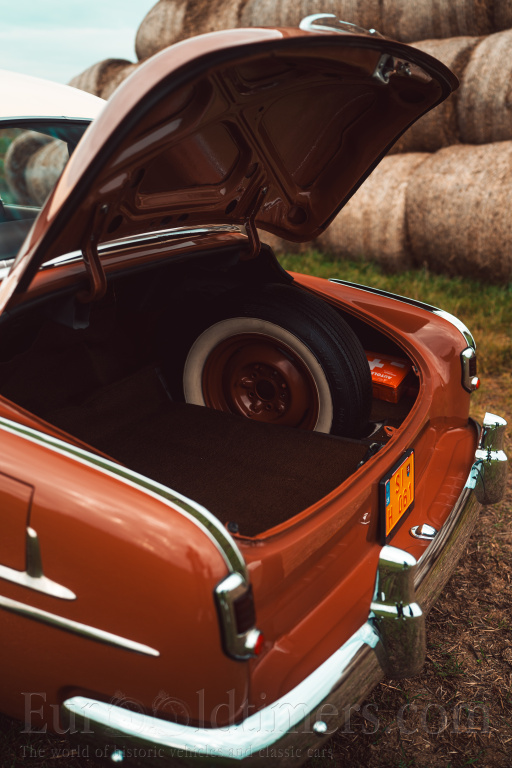 Chevrolet Deluxe 1952