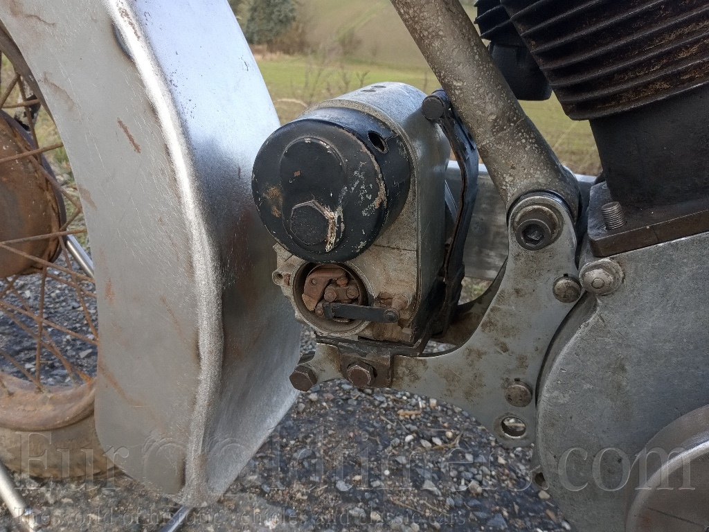 BSA 770 Model E27 Light