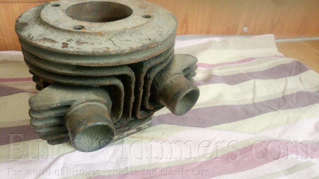 ČZ 250 Sport předvalečna