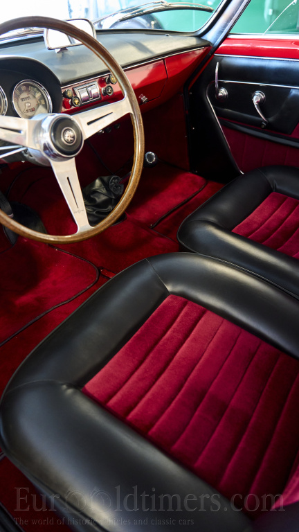  Alfa Romeo Giulietta Sprint 1300 