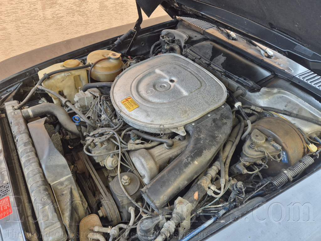 Mercedes Benz SL380 W107