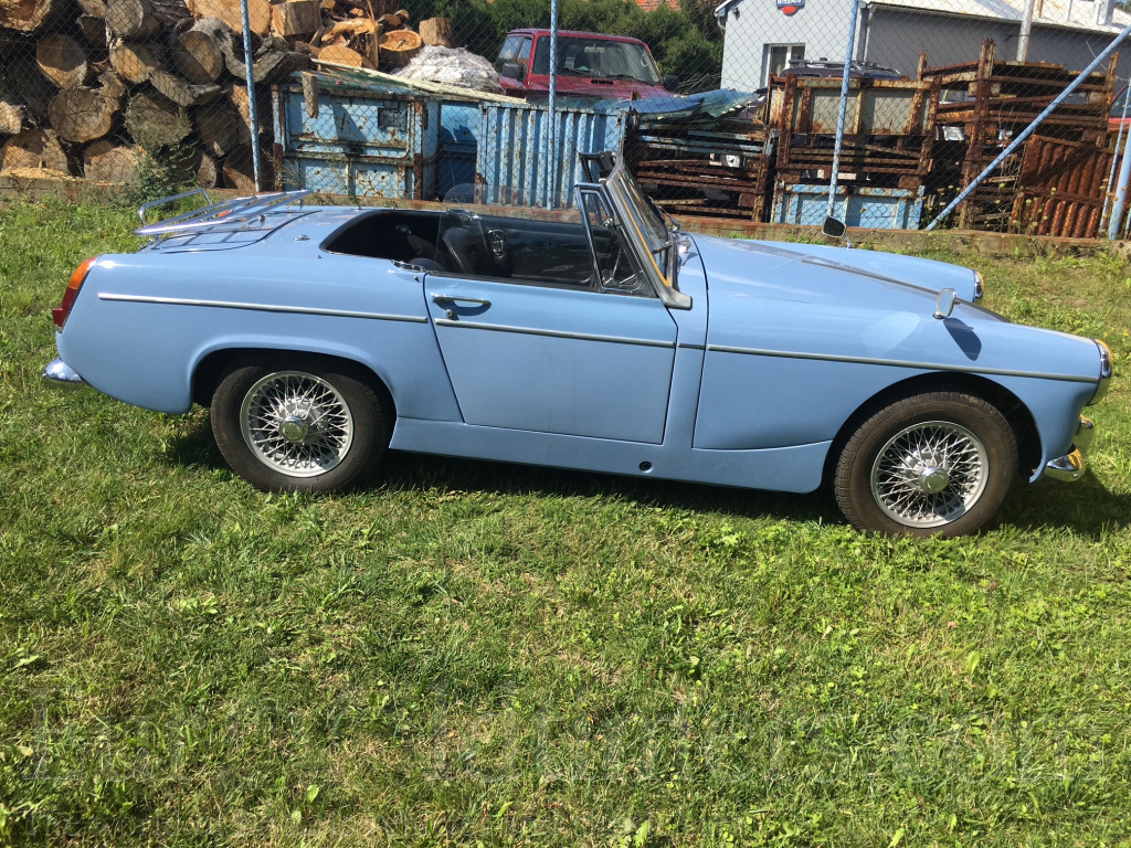 MG Midget rok 1965
