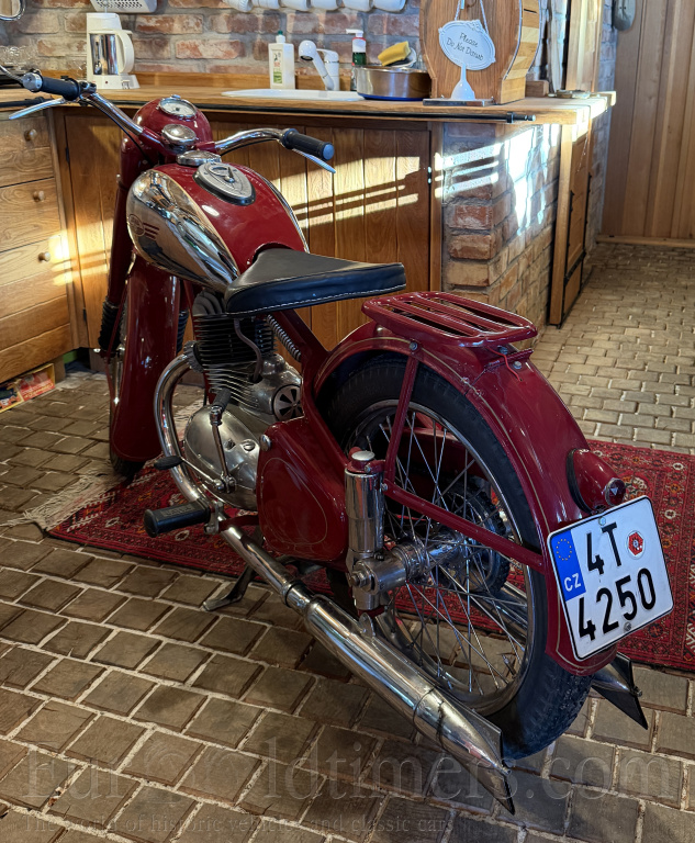 Jawa 250 Perak 1954 - po GO, krásný stav