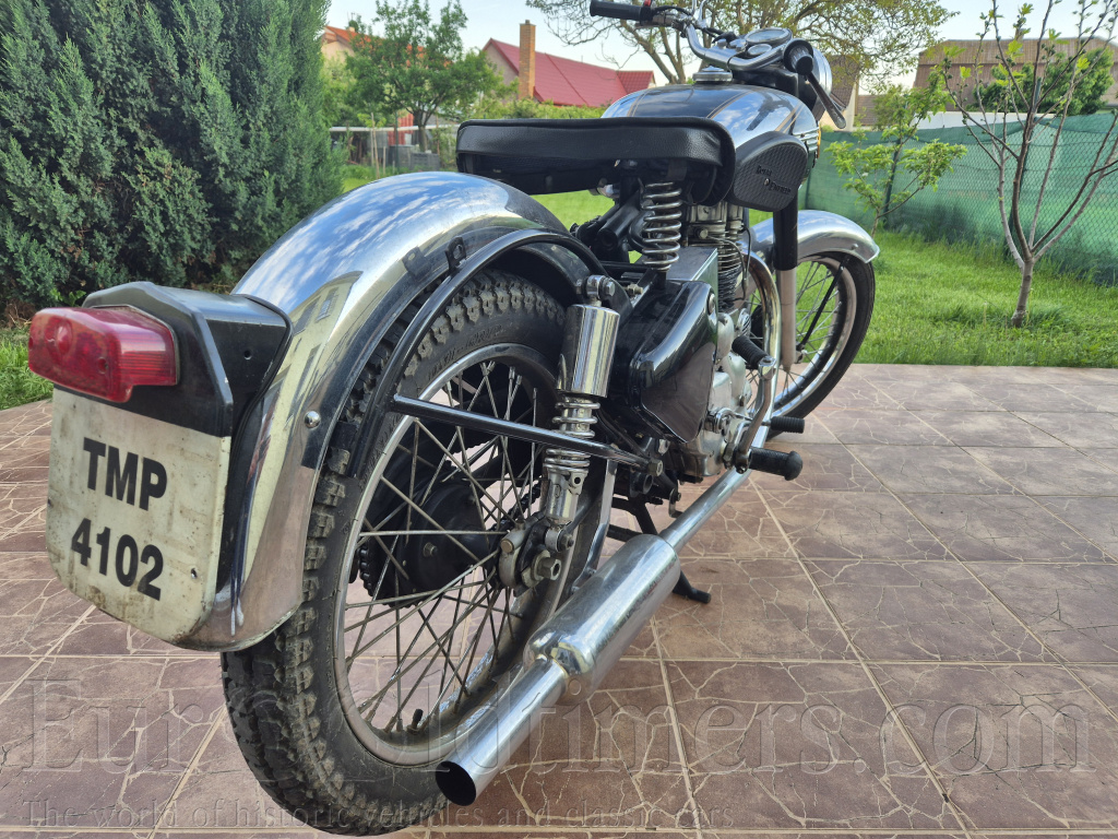 Royal Enfield Bullet 350