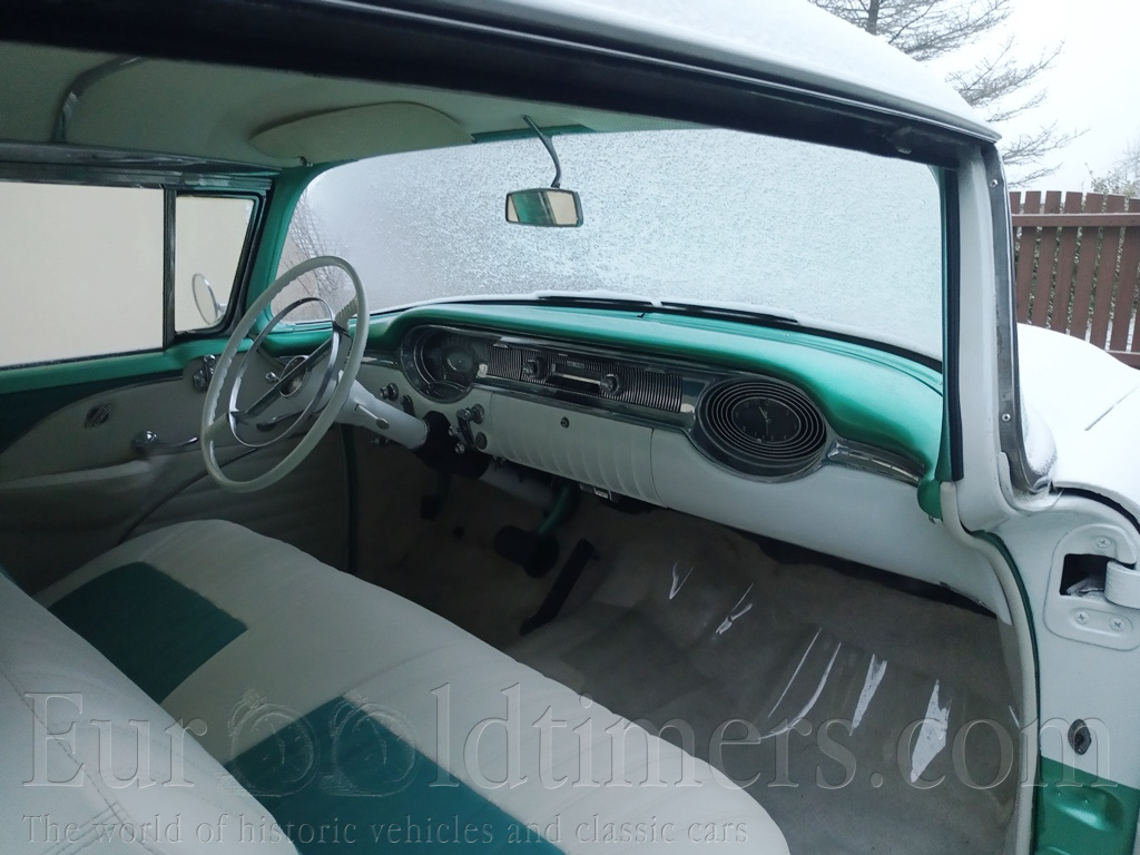 Oldsmobile Super “88“ Holiday Coupe