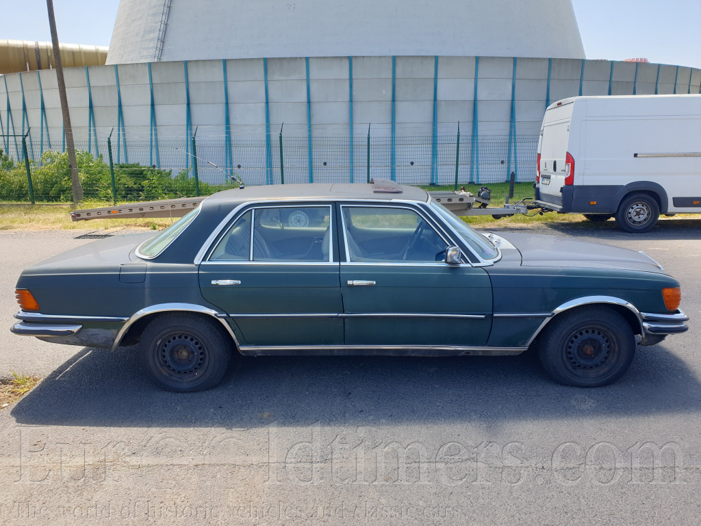 Mercedes-Benz 280SE W116 Zelená