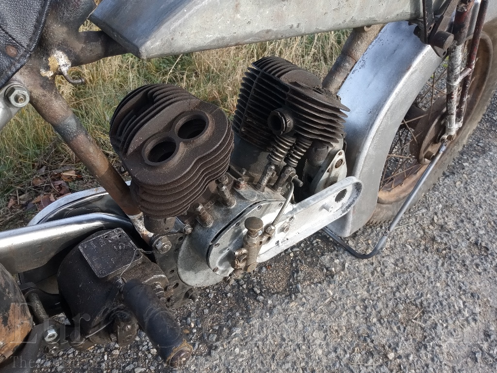 BSA 770 Model E27 Light