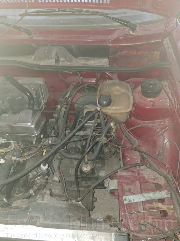 Volkswagen GOLF GLD 