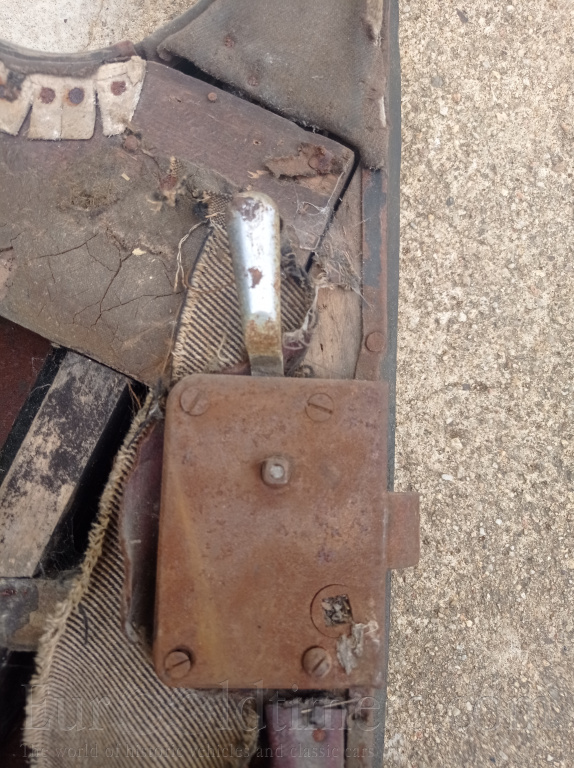 Dveře za odvoz, nebo symbolický poplatek