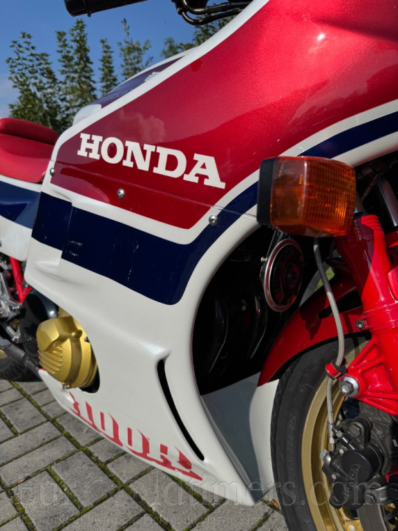 Honda CB 1100R SC08
