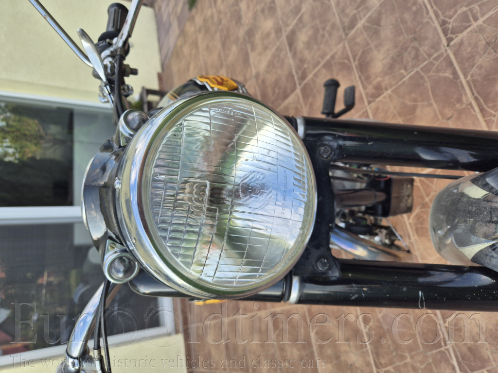 Royal Enfield Bullet 350