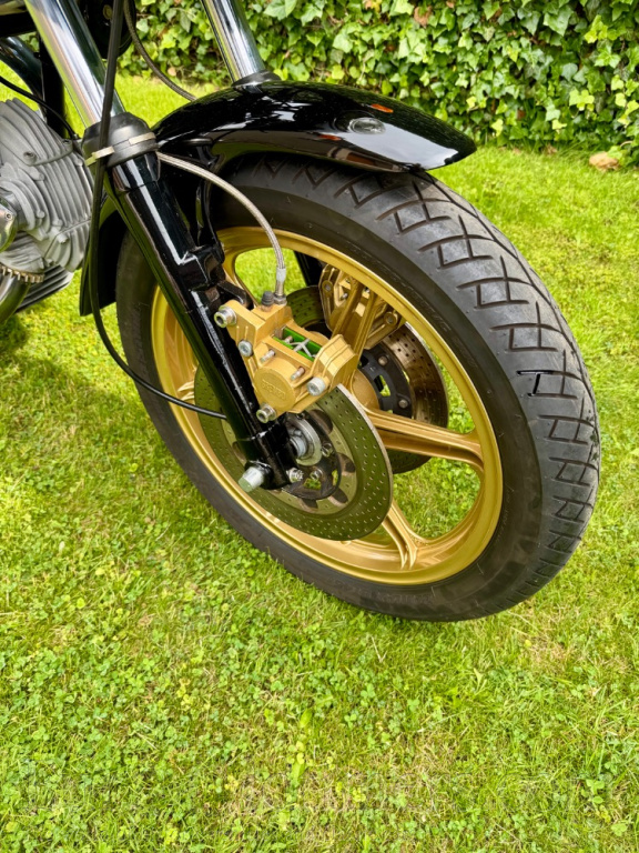 Ducati 900SS