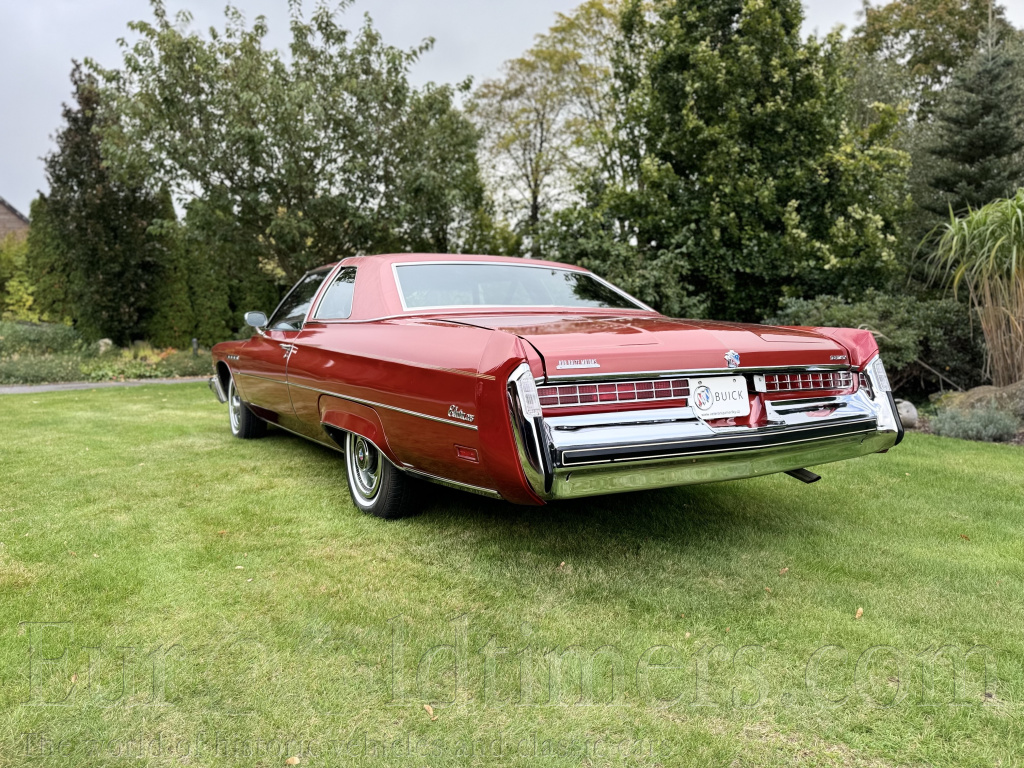 Buck Electra Custom Landau Coupe 1976