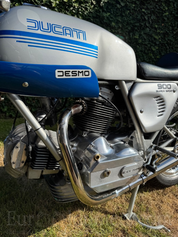 Ducati 900 SS
