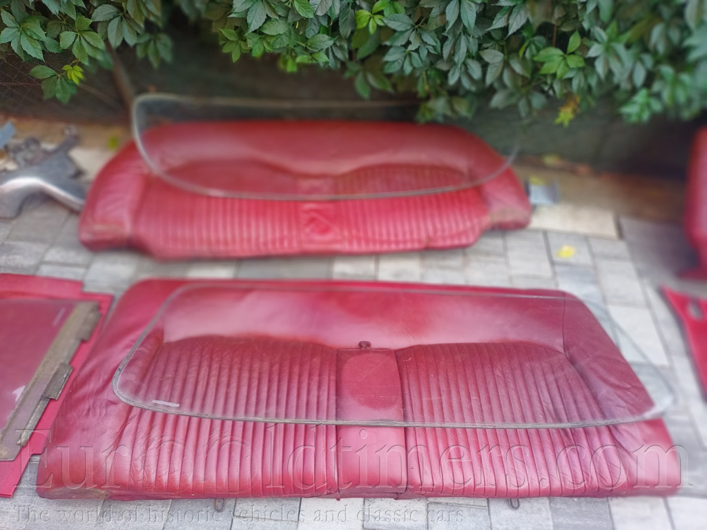 Přední, zadní a boční okna z Jaguaru S-t