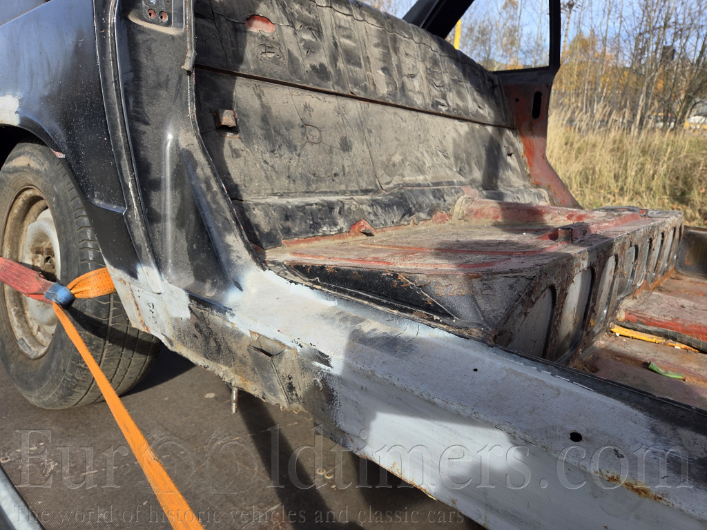 Tatra 613-1 (3) s TP