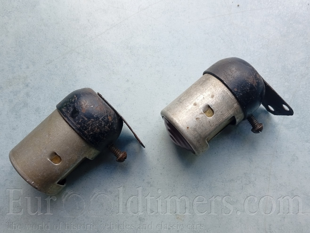 Předválečné zadní světlo s osvětlením SP