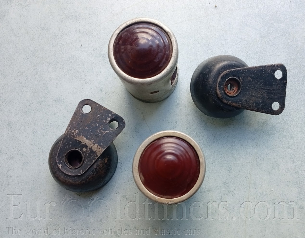 Předválečné zadní světlo s osvětlením SP