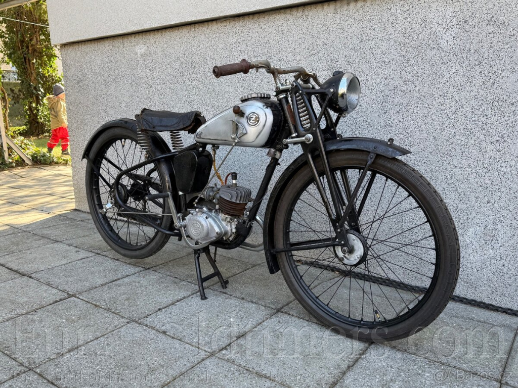 ČZ 98 Třírychlostní motokolo