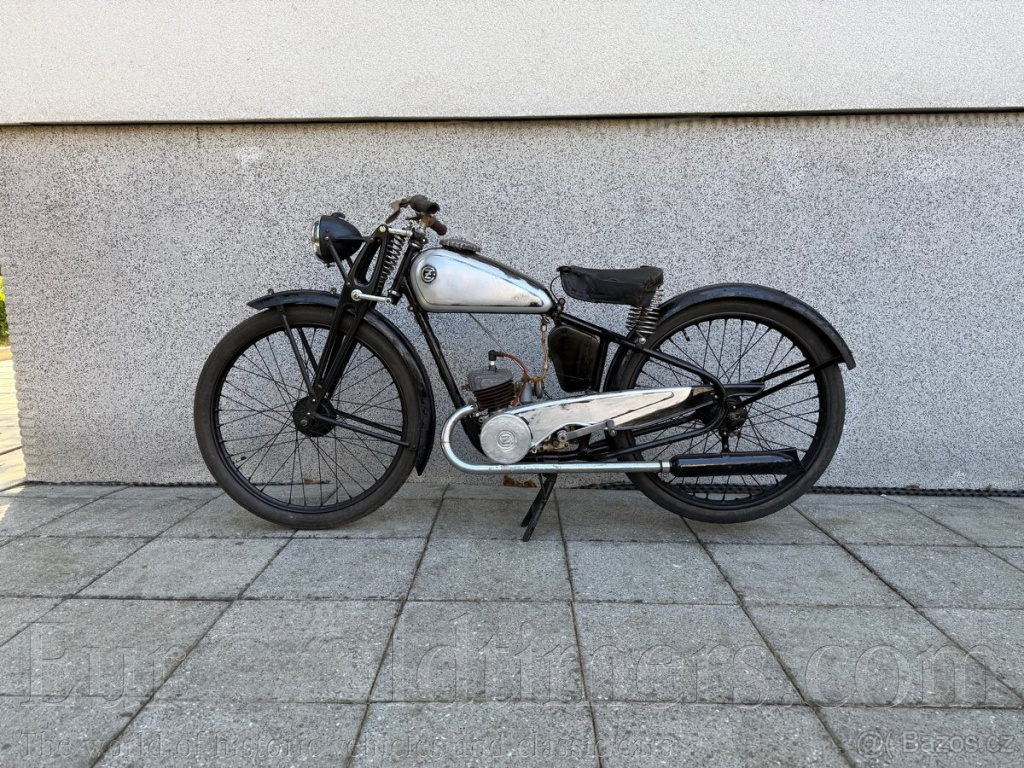 ČZ 98 Třírychlostní motokolo