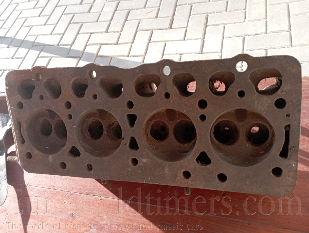 Praga, Aero, Škoda 150