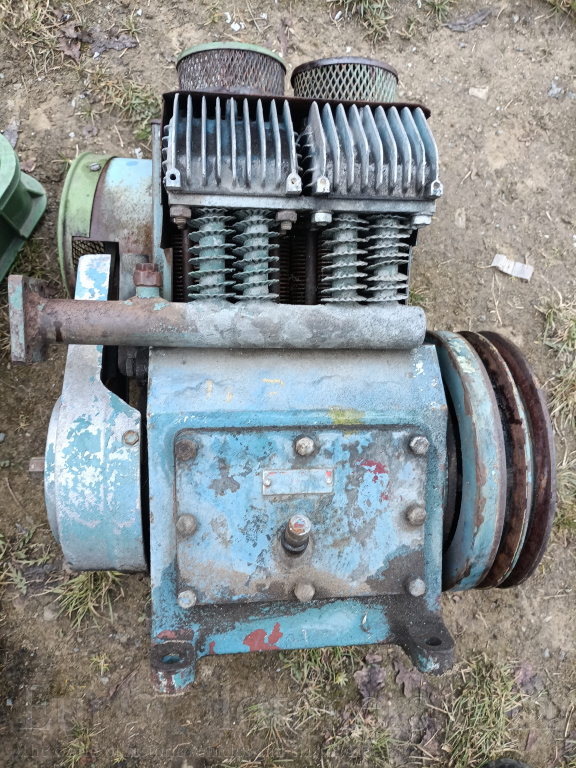 Kompresor Orlik , tlakomer