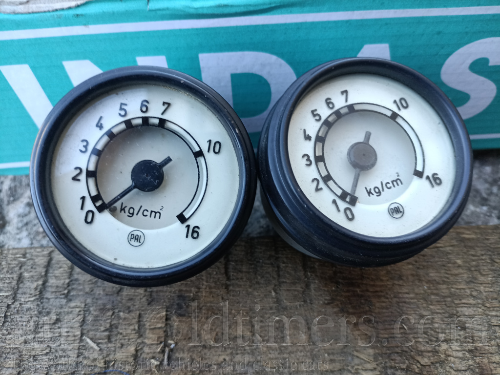 Kompresor Orlik , tlakomer