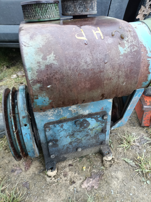 Kompresor Orlik , tlakomer