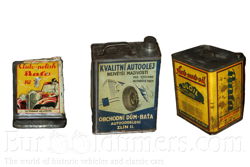 Cedule a Plechovky od oleje 