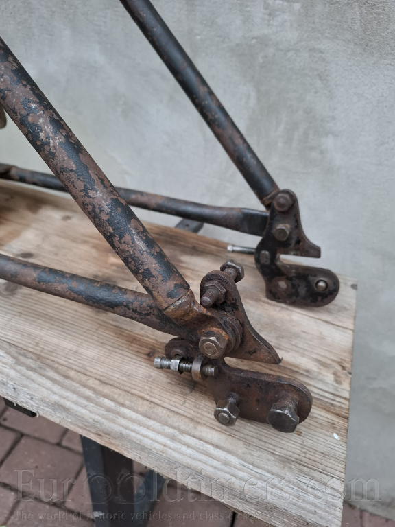 Ariel 1929 frame 